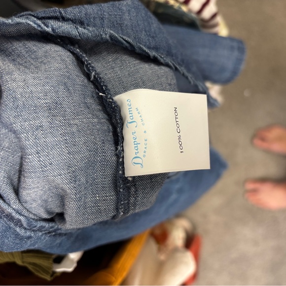 Draper James Flutter Sleeve Blouse - Picture 5 of 5